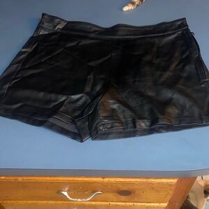 Black Women's pleather Shorts